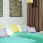 Lidia Сasa de vacaciones Panormos (Mykonos)